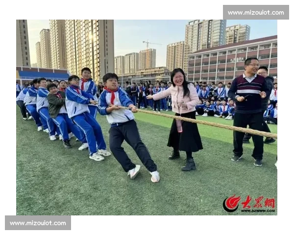 三年级同学们齐心协力参加激动人心的拔河比赛经历记 三年级同学们齐心协力参加激动人心的拔河比赛经历记