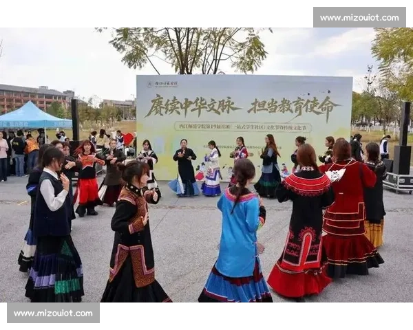云南山歌会泽比赛热烈开幕 传统文化与现代艺术的精彩碰撞 云南山歌会泽比赛热烈开幕 传统文化与现代艺术的精彩碰撞